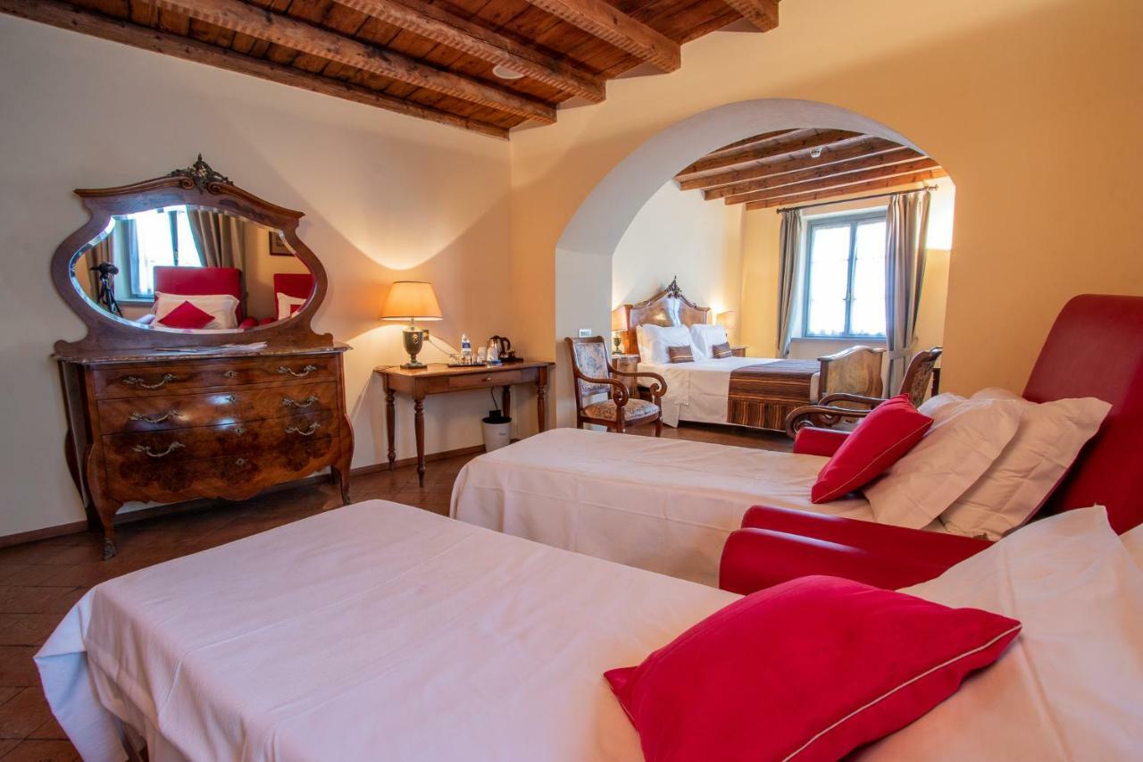 Albergo Le Due Corti Como Exterior photo