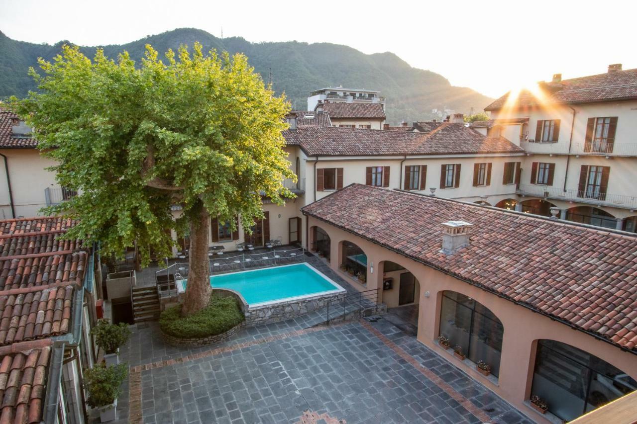 Albergo Le Due Corti Como Exterior photo
